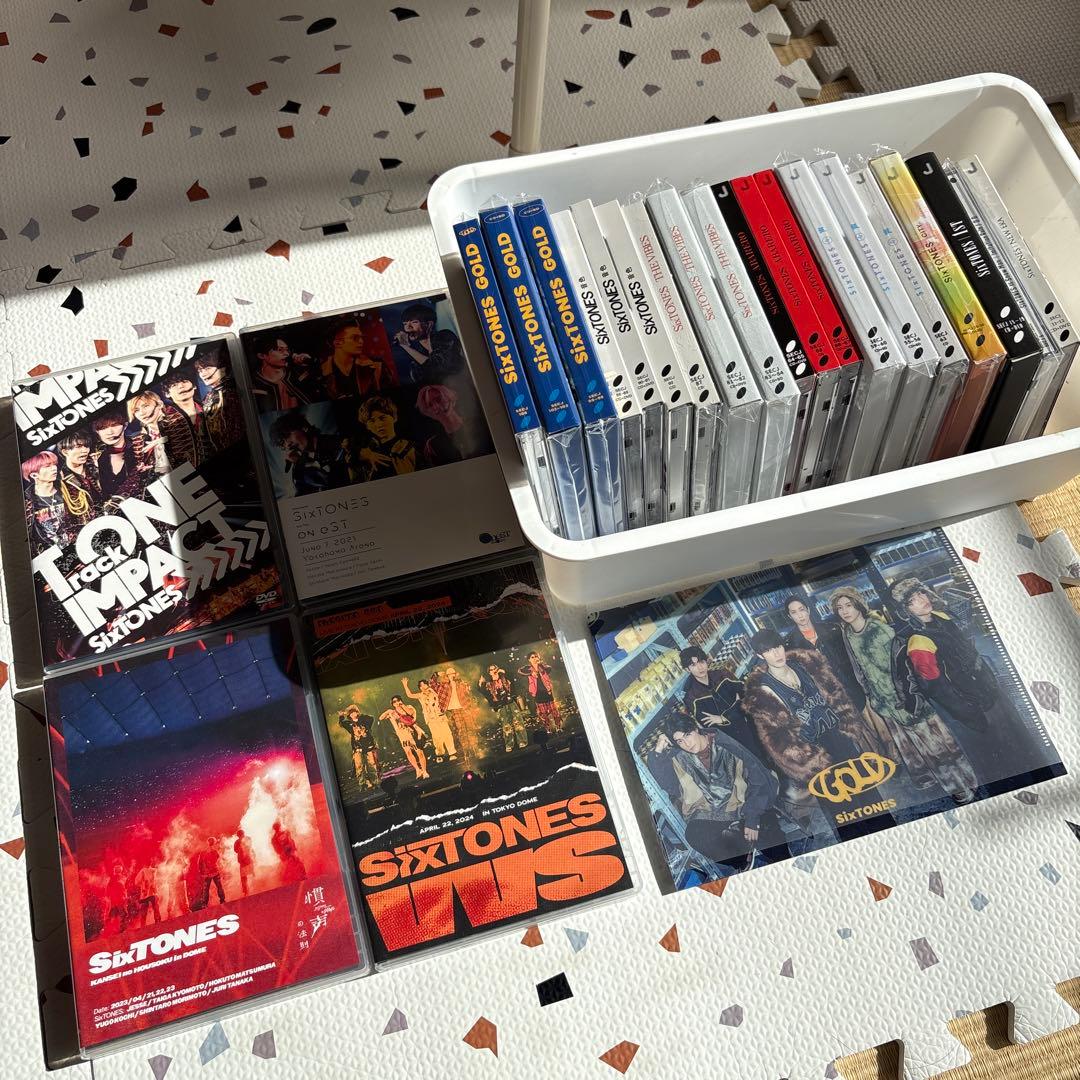 SixTONES CD19枚 ライブDVD4枚 まとめ売り うわぁ…VVSまで初回Blu-ray4枚セットで出してる人いるじゃん、羨まし
