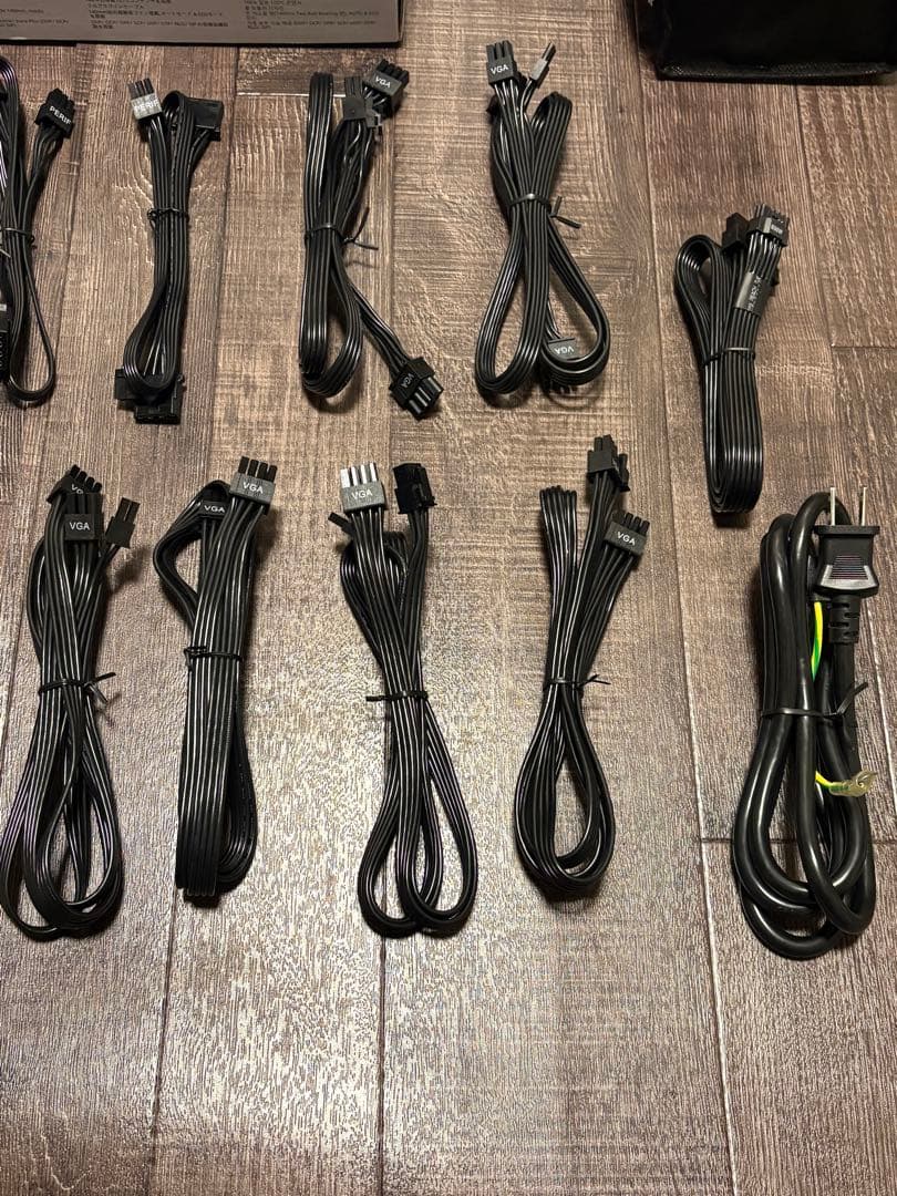 SUPER FLOWER SF-1000F-14MP 1000W電源