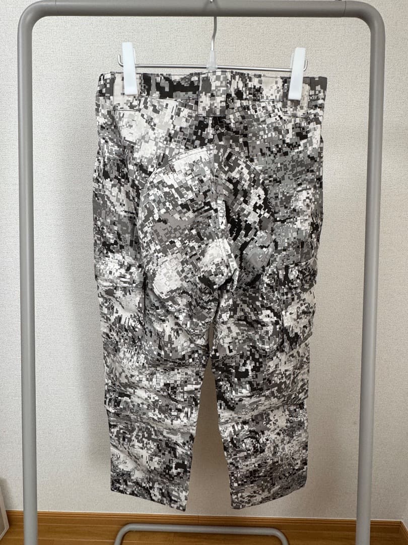 激レア 新品 未使用 LBX タクティカルコンバットパンツ スノーラプター