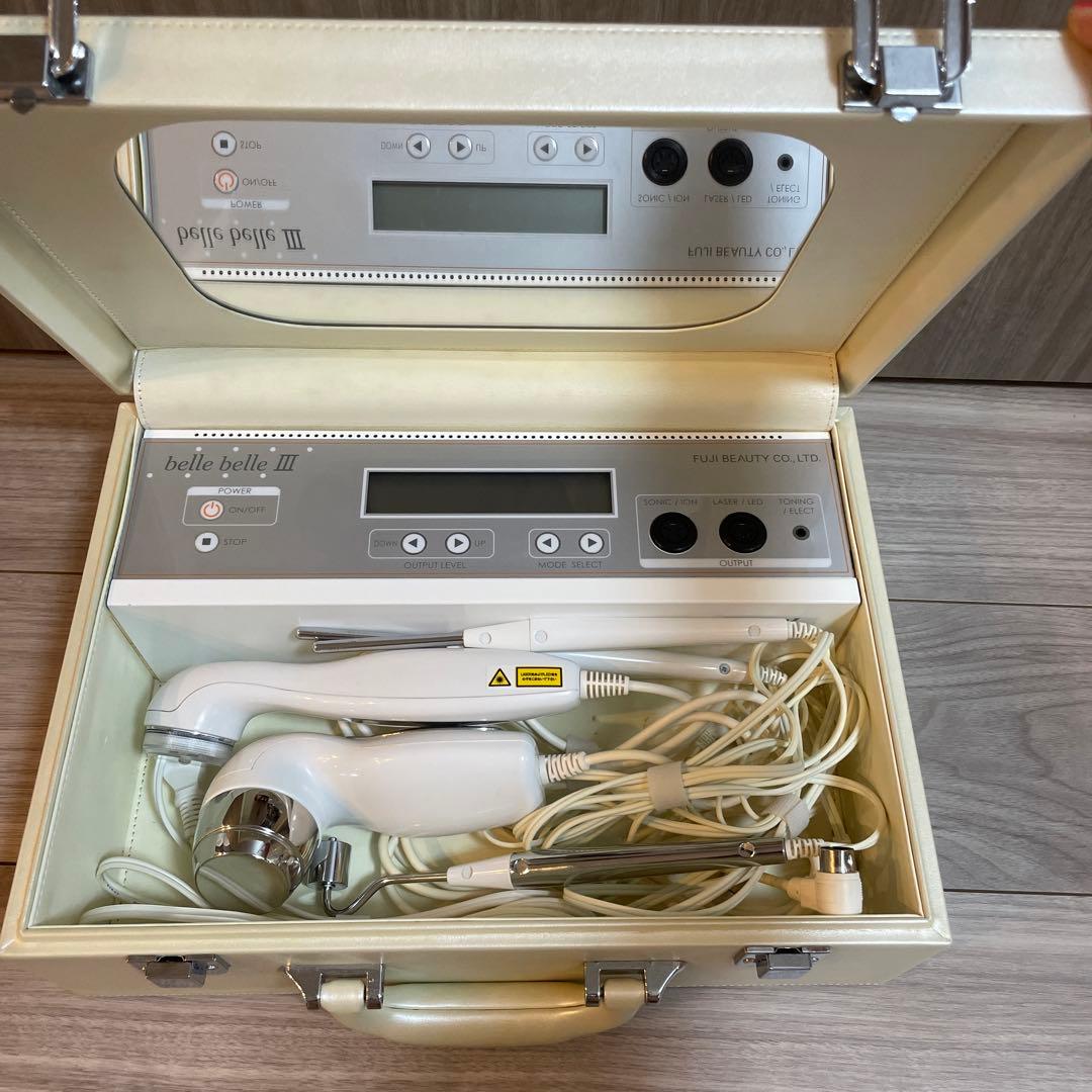 たかの友梨美顔ベルベル3正規品、定価40万円、正常確認済み - メルカリ