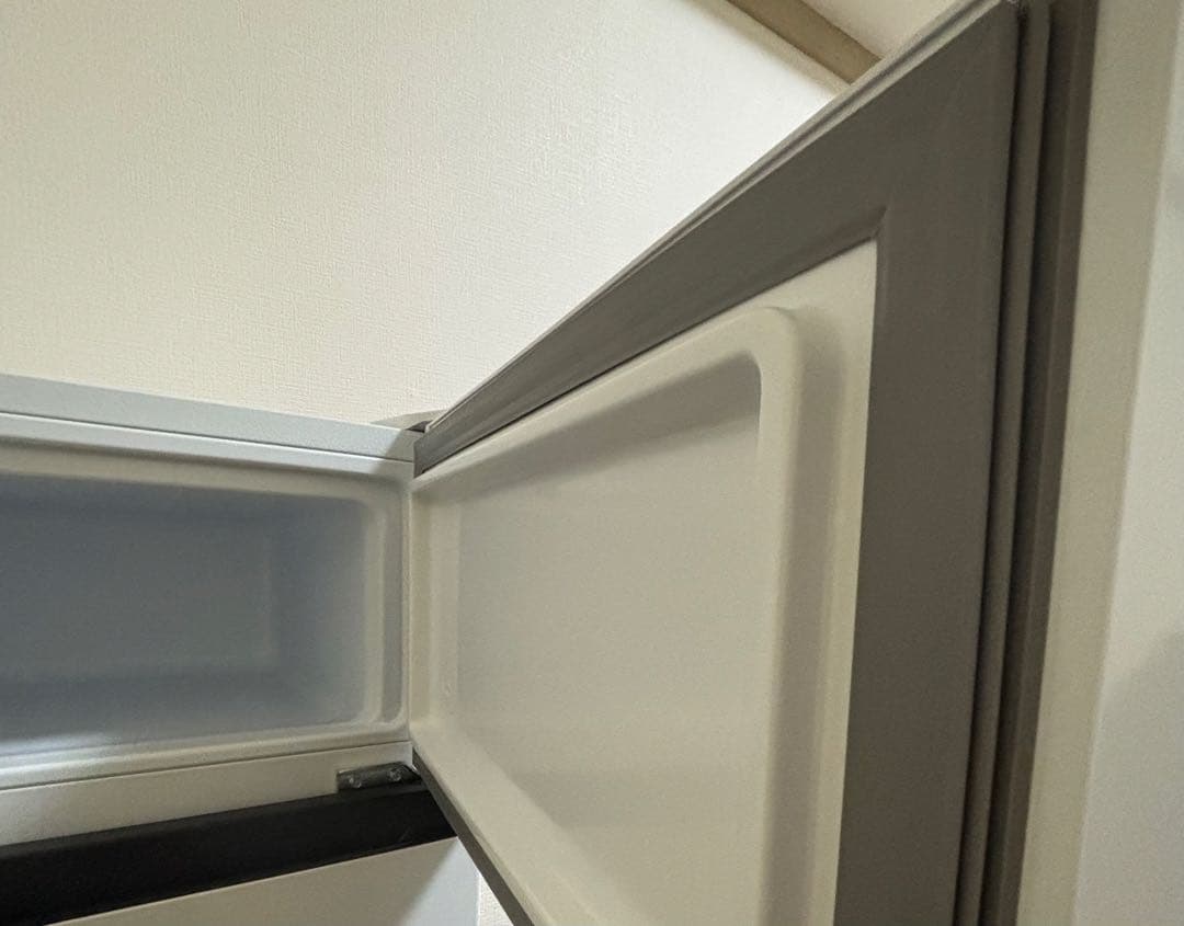 【週末セール】ハイセンス　冷蔵庫 冷凍室付き2ドア　シングル　ペア