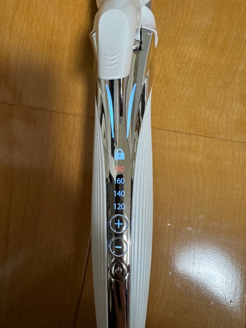 RE-AF00A ホワイト カールヘアアイロン　リファビューテック