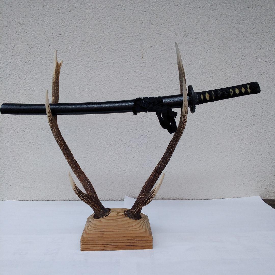 鹿の角の置物と模造刀 - メルカリ