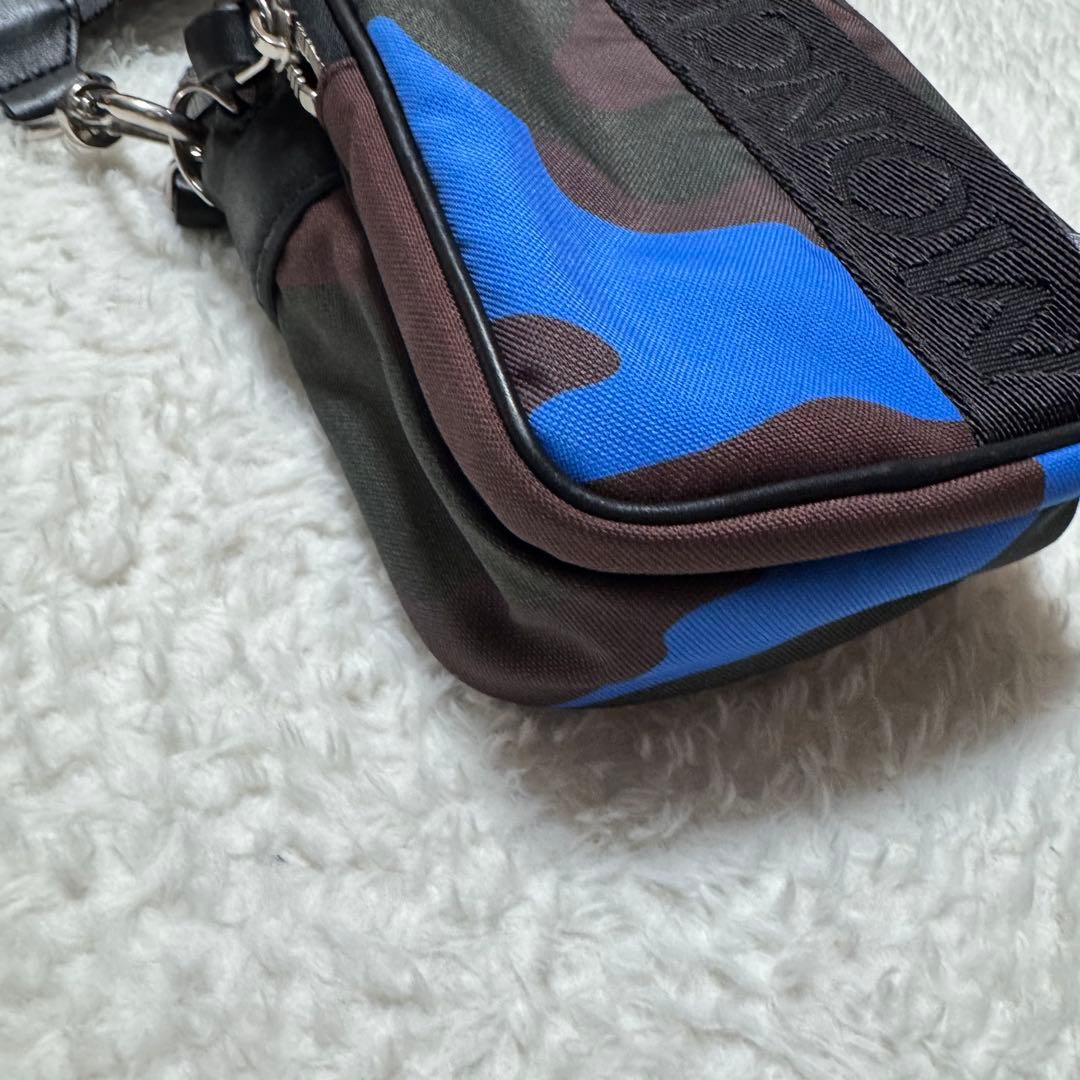 美品！モンクレール ボディバッグ DETOUR 迷彩 クロスボディ 斜め掛け