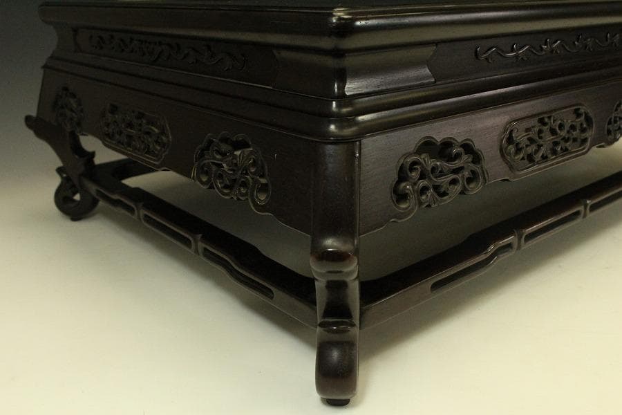 唐木 紫檀 刻装飾 四方 香炉台 重厚 64.5cm×42.5cm(LC394)
