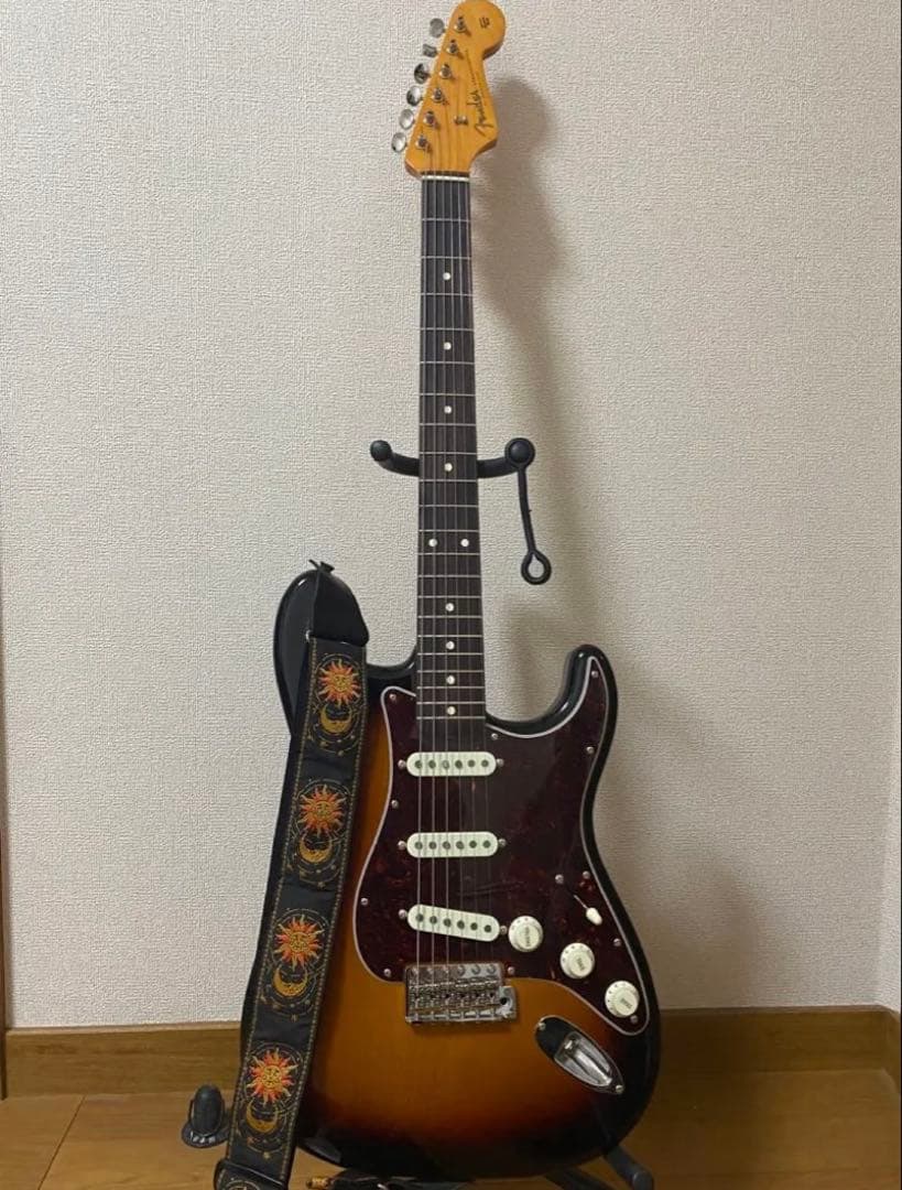 超レア》ロッキン特別カスタム仕様 フェンダージャパン ストラトキャスター