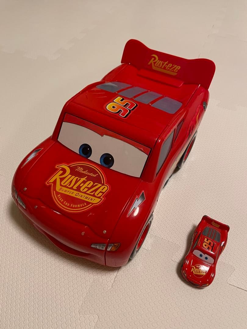 カーズトミカ(17+1台 トレーラー2台)まとめ売り トルネードシューター付き