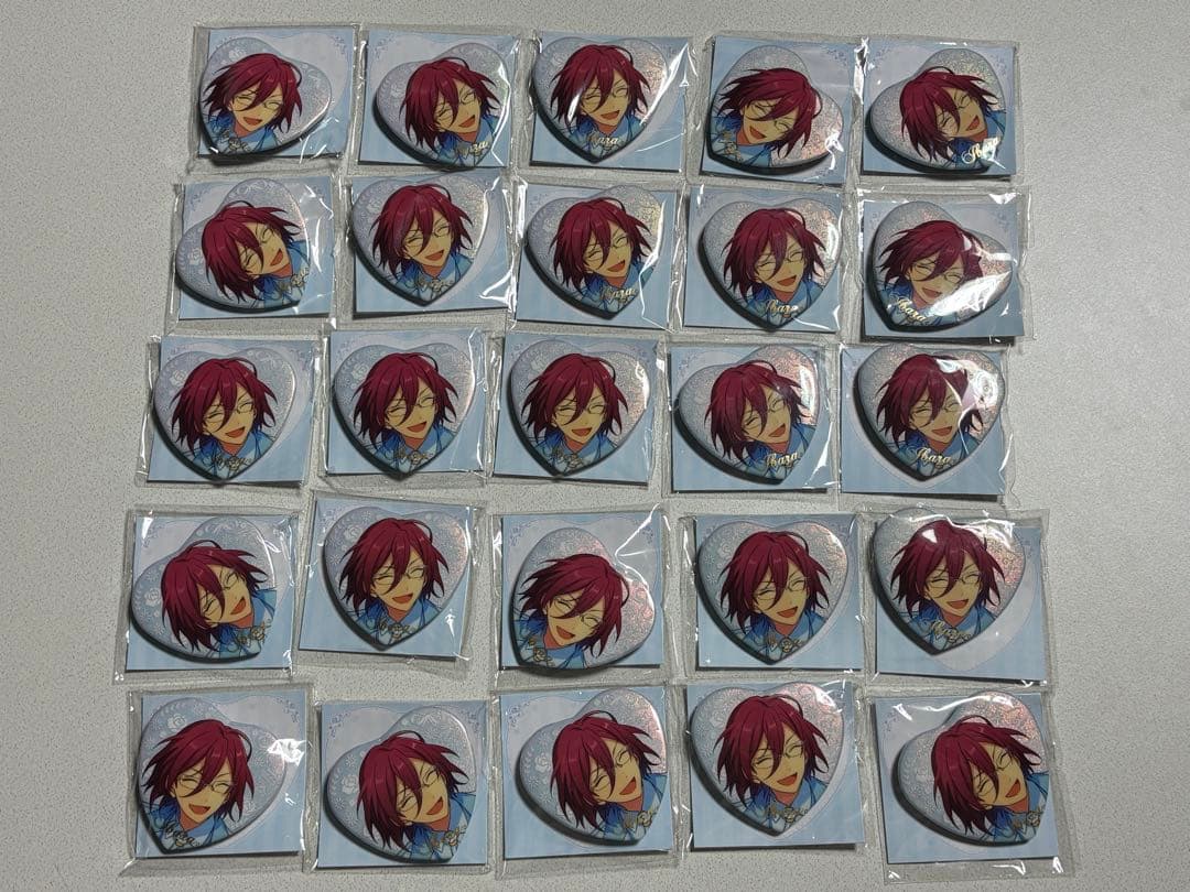 あんスタ 七種茨 誓約ハート缶バッジ - メルカリ