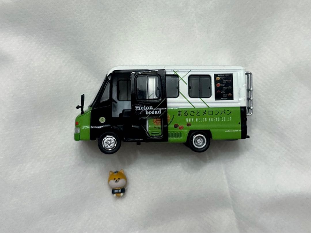 MIU404 まるごとメロンパン号 ミニカー 初回生産限定特典付 - メルカリ