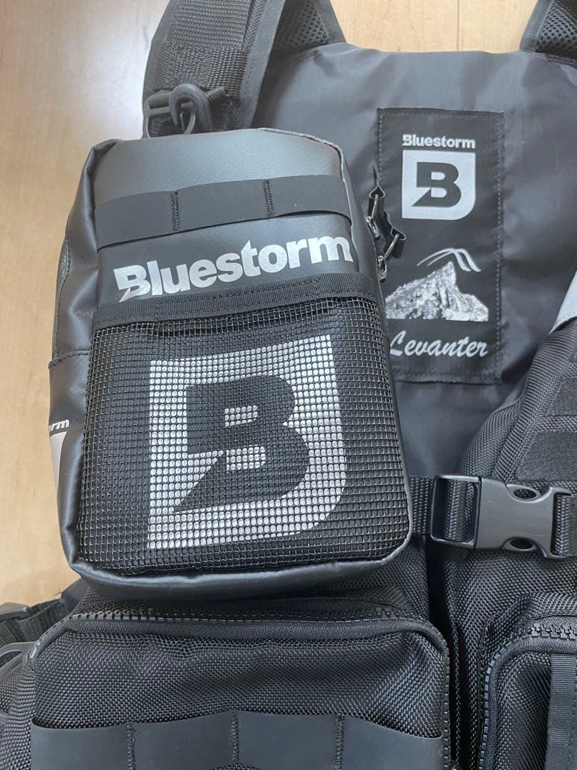 ⭐︎美品 ブルーストーム レバンテ ゲームベスト ブラック L2-BSJ41