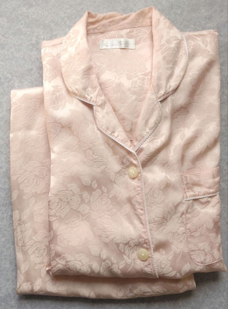 ギャルソンヌ　シルク　レディース　パジャマ 楽天市場】シルク パジャマ レディース 100%シルク 長袖 a6 ペア