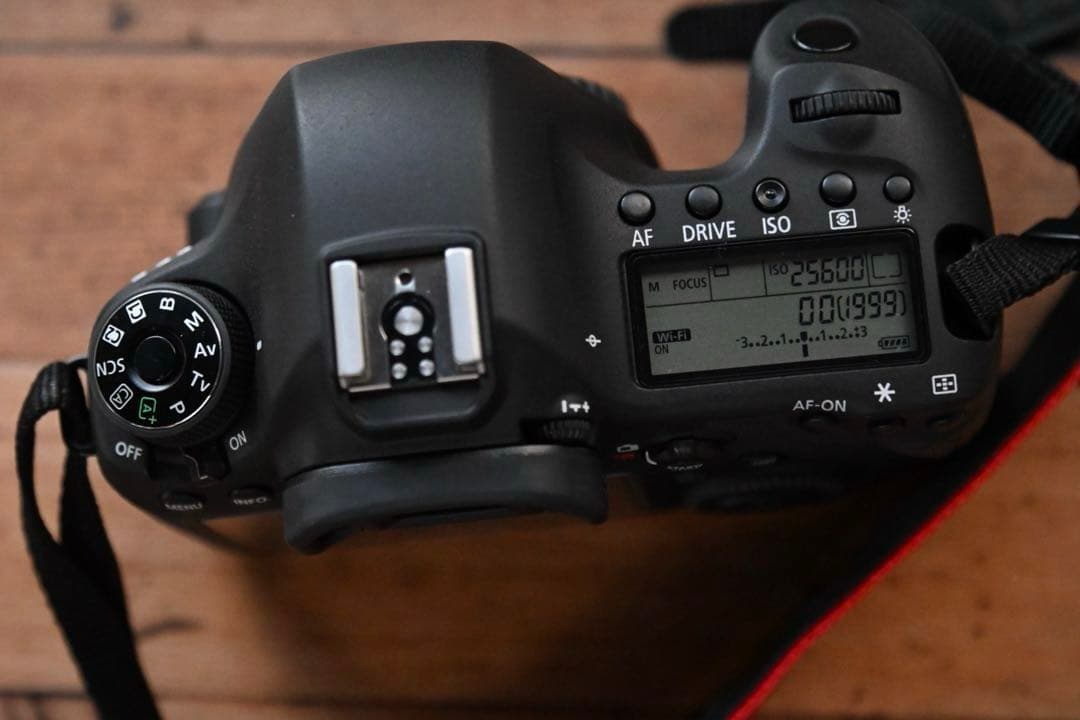 Canon EOS 6D デジタル一眼レフ 本体（ボディのみ）フルサイズセンサー