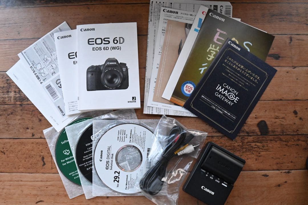 Canon EOS 6D デジタル一眼レフ 本体（ボディのみ）フルサイズセンサー