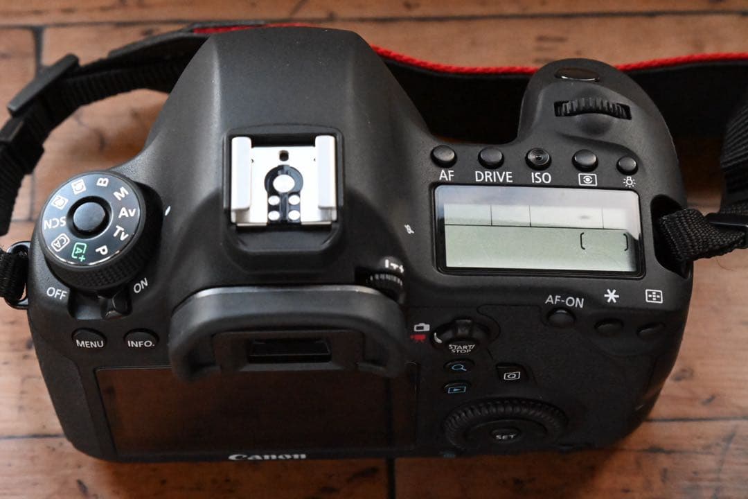 Canon EOS 6D デジタル一眼レフ 本体（ボディのみ）フルサイズセンサー