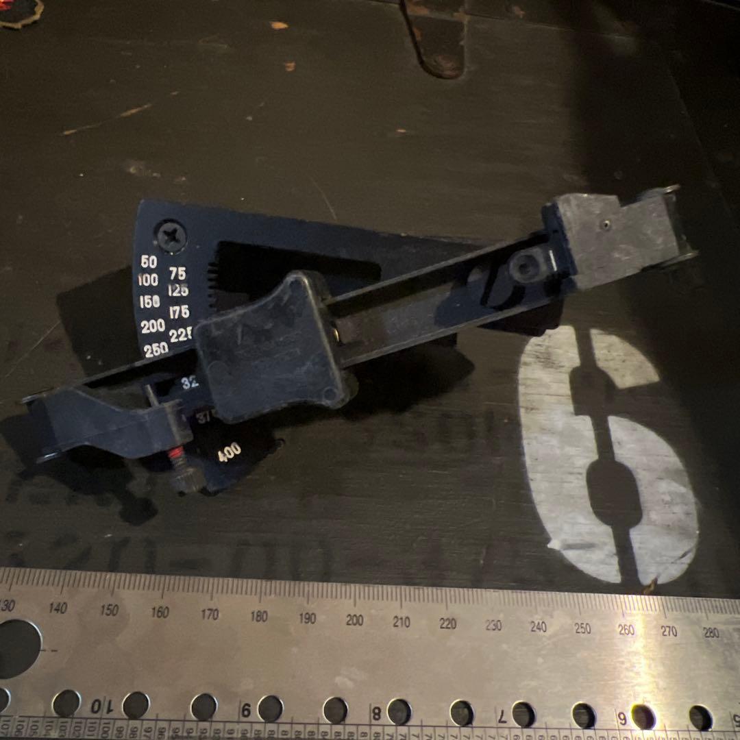 米軍放出品　実物　M203 グレネードランチャー　サイト 米軍実物 M203 グレネードランチャー M4A1 M16A4 20mm RAS用 QD