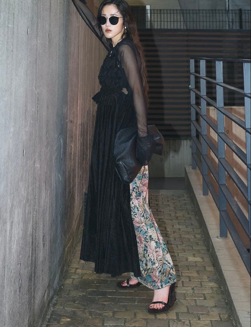 新品未使用AUBERY ベロアフリルキャミソール OPゴブランスカートセット