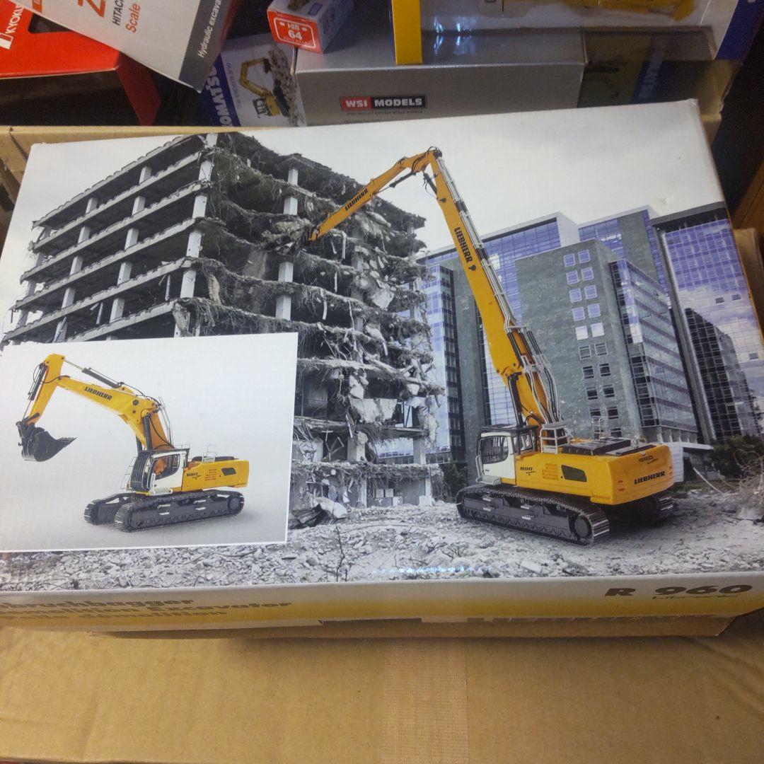Liebherr R 960 デモリッションエクスカベーター 1:50 Liebherrリープヘル R960 Demolition 油圧ショベル/Conrad 建設機械