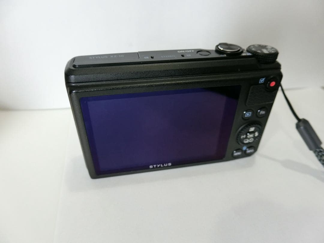 OLYMPUS STYLUS XZ-10コンパクトデジタルカメラ