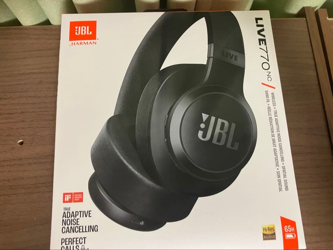 ヘッドホン JBL LIVE770 NC Amazon.com: JBL Live 770NC - Wireless Over-Ear Headphones with