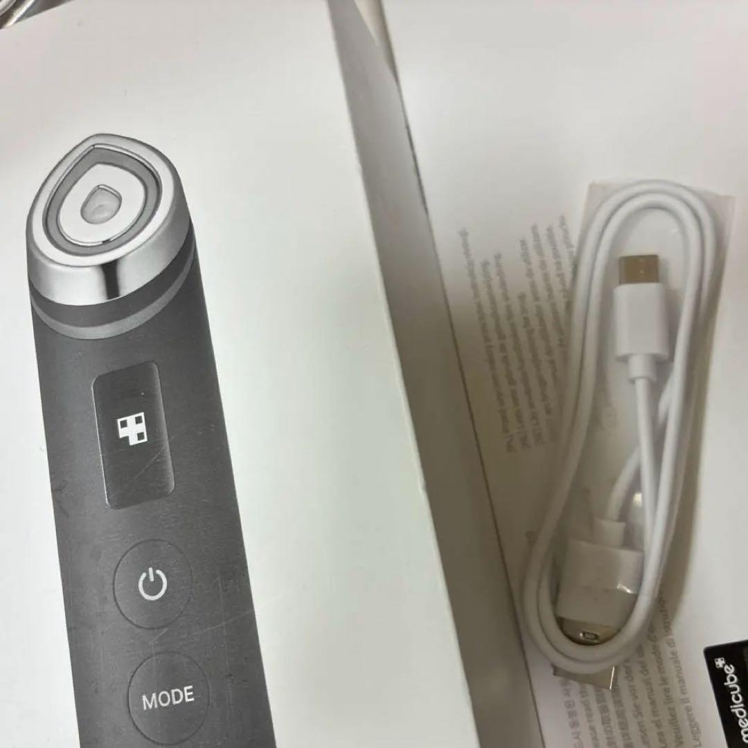 メディキューブ美顔器 ブースタープロ