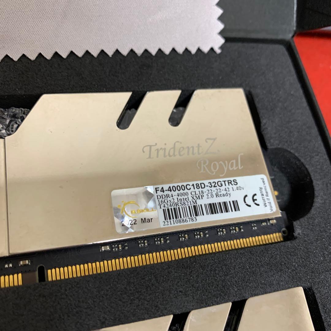 メモリー G.SKILL TridentZ  32GB DDR4 4000MHz