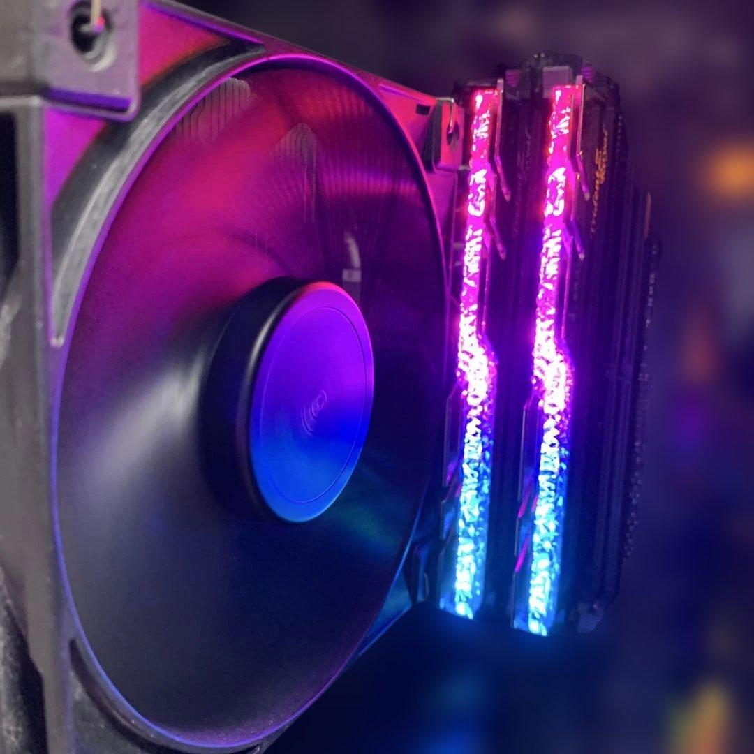 メモリー G.SKILL TridentZ  32GB DDR4 4000MHz