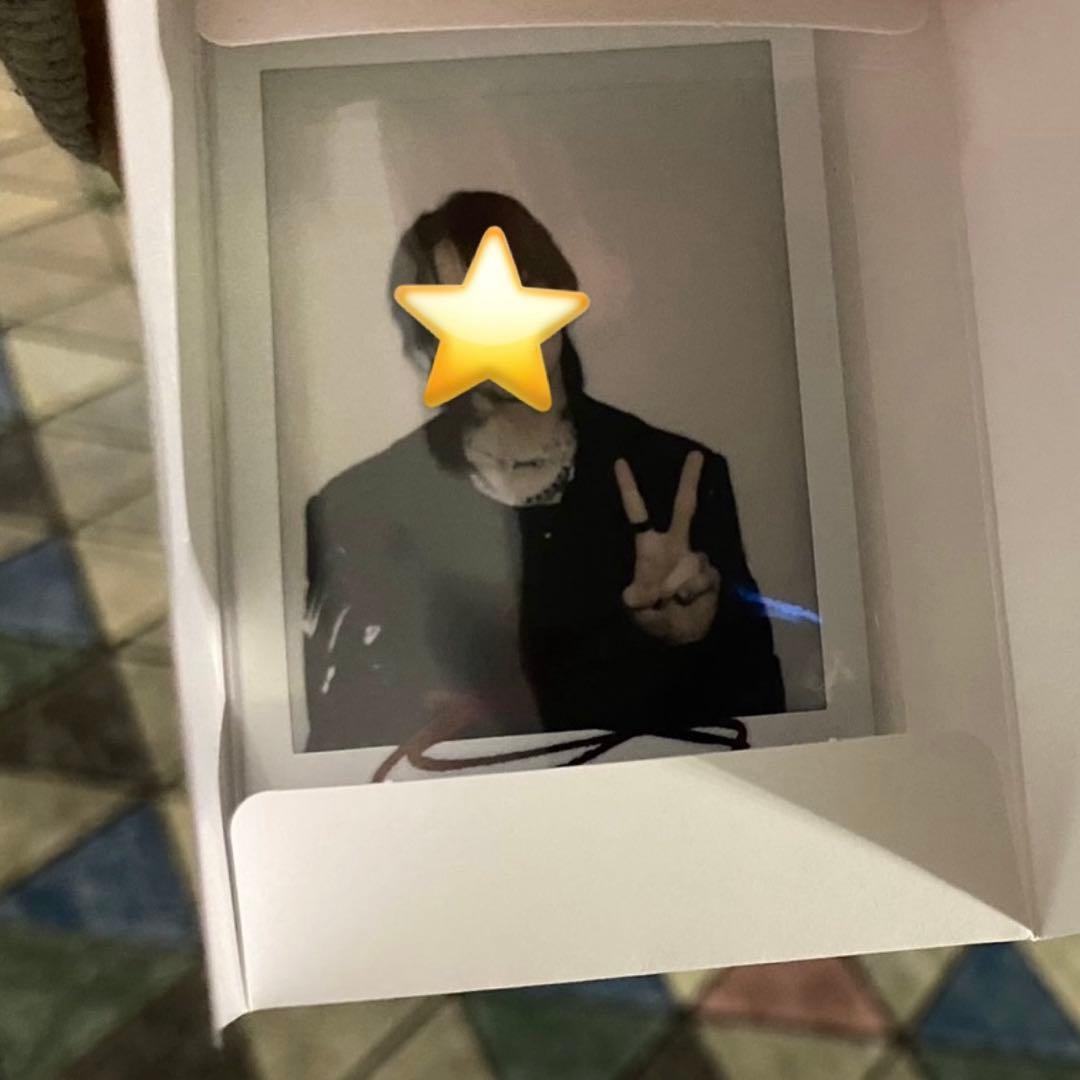 straykids スキズ Hyunjin ヒョンジン 直筆サイン入りチェキ 2026年最新】ヒョンジン サイン入りチェキの人気アイテム - メルカリ