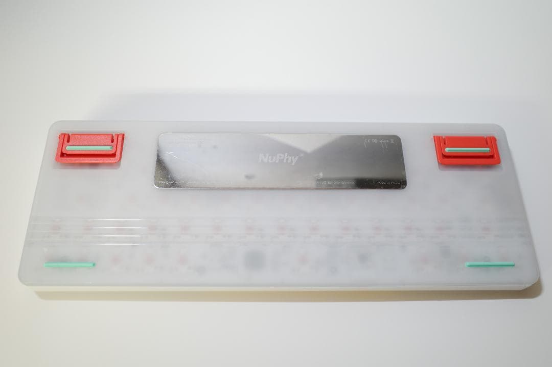 NuPhy Air60 V2 メカニカルキーボード（キーボードケース付き）