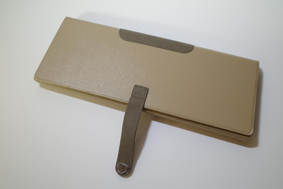 NuPhy Air60 V2 メカニカルキーボード（キーボードケース付き）