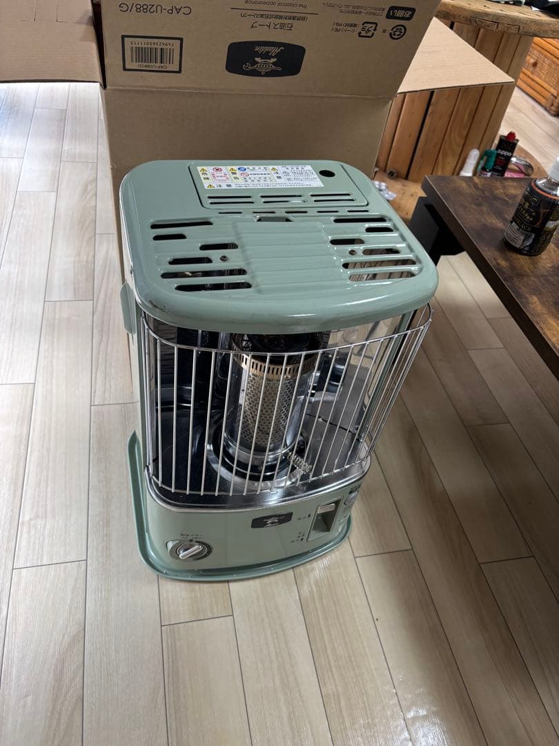 【引越し準備セール中】2019年製 Aladdin CAP-U288/G 楽天市場】アラジン 石油ストーブ CAP-U288 グリーン : 雑貨イズム