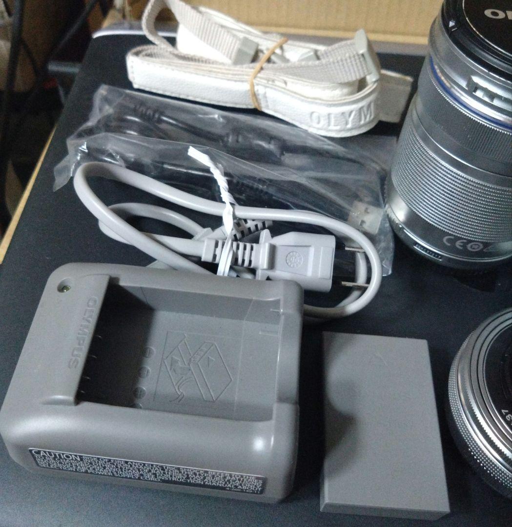 オリンパス PEN E-PL9 ダブルズームレンズキット ミラーレス一眼カメラ