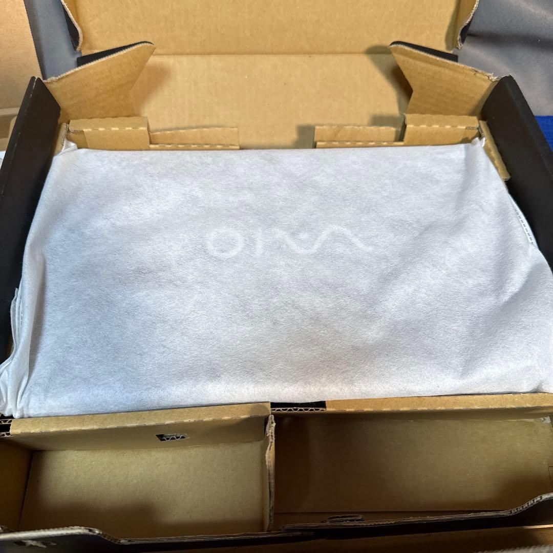 SONY VAIO Z VPCZ13AGJ カスタム core i7-640M