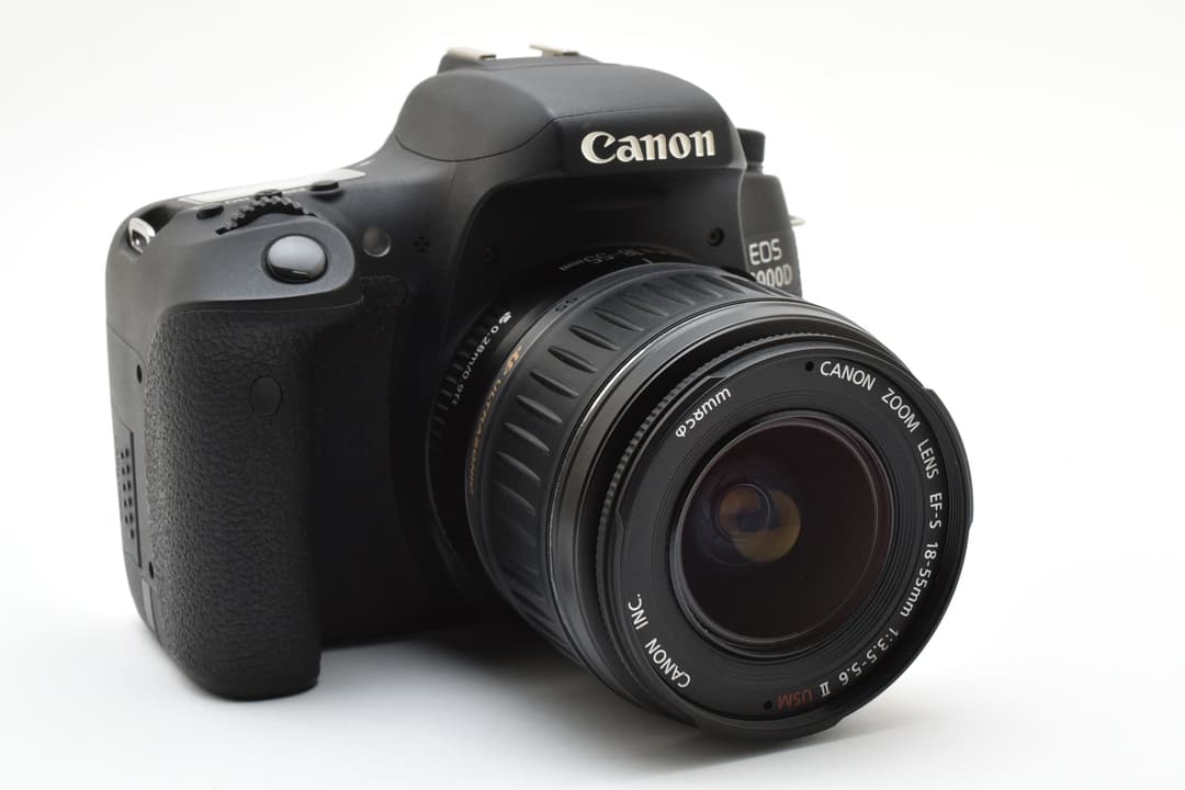 美品 Canon キャノン EOS 8000D レンズキット #9205