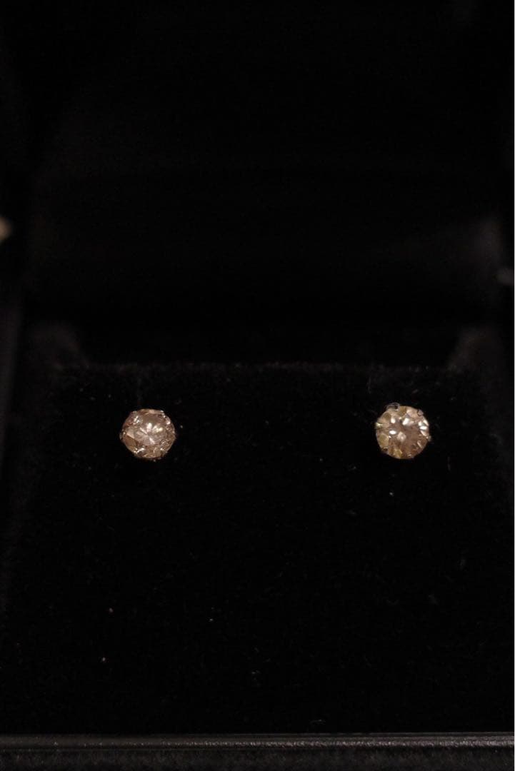 櫻*5様 PT900 天然ダイヤモンド シャンパンカラー ピアス計0.5カラット