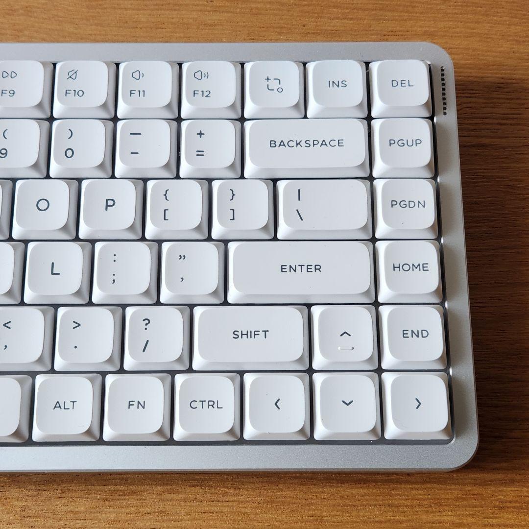 【茶軸へ変更可】NuPhy AIR75 v3 red nano US配列