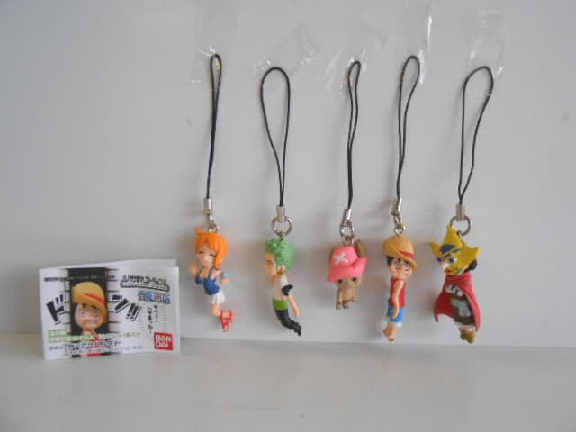 ♯Kix12OZワンピースハサまれストラップ全5種 - メルカリ