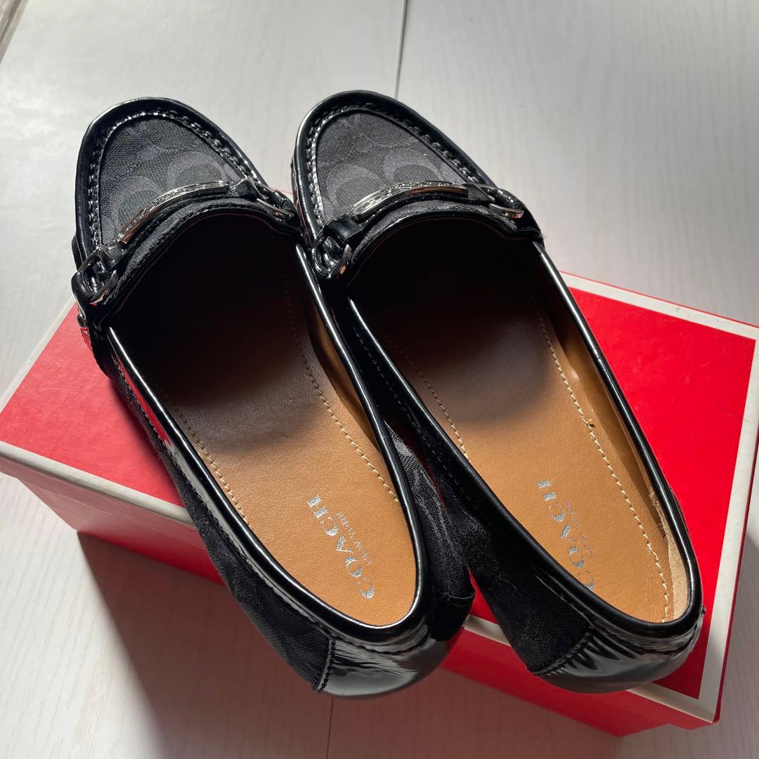 ☆新品同様極美品☆ コーチシグネチャードライバーシューズレディース