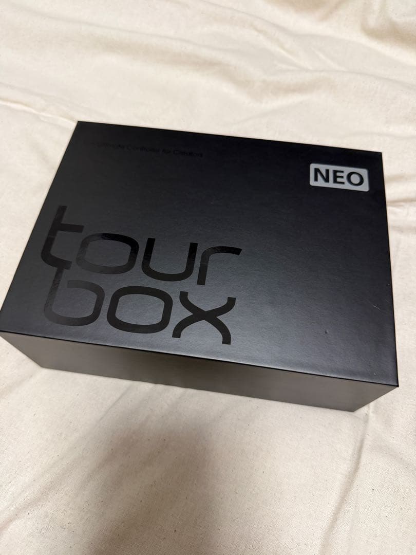 TourBox NEO 左手デバイス ブラック 箱あり ケーブル付き