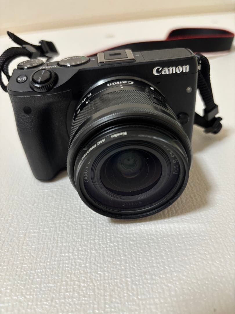 Canon ミラーレス一眼カメラ　EOS M3レンズキット（ブラック)