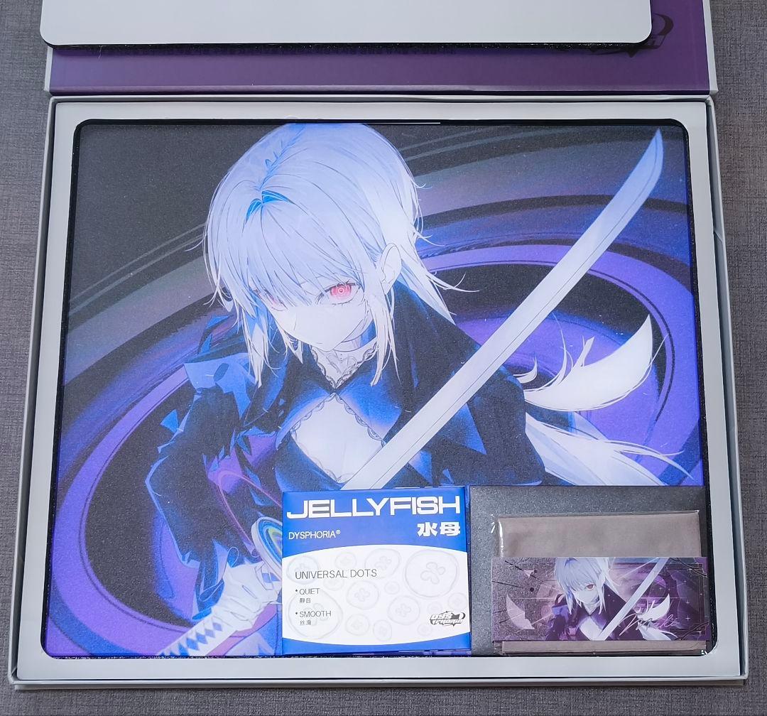 DYSPHORIA MAKI 真希 ガラスマウスパッド - メルカリ