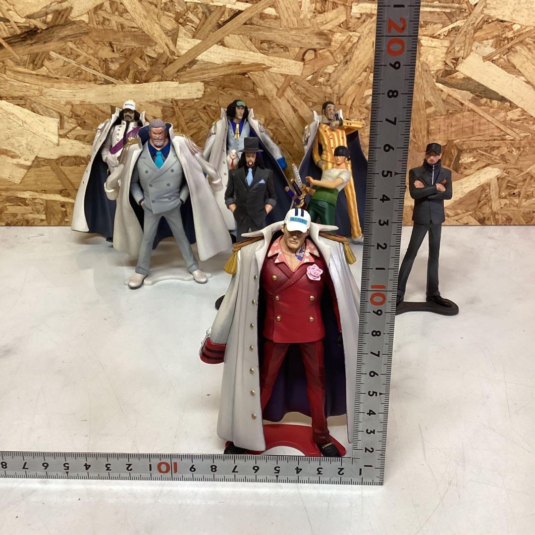 ワンピース フィギュア 旧3大将、仏のセンゴク、英雄ガープ等計8体(て