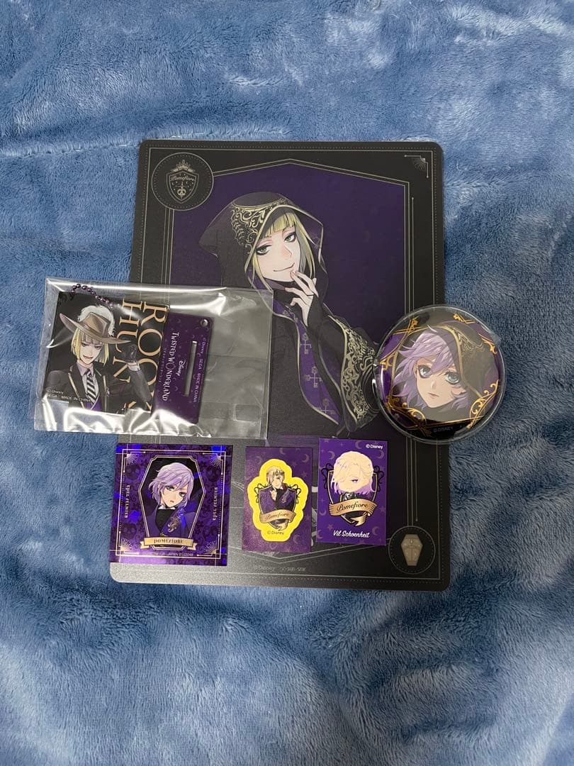 ポムフィオーレ寮 まとめグッズ売り ツイステ - メルカリ