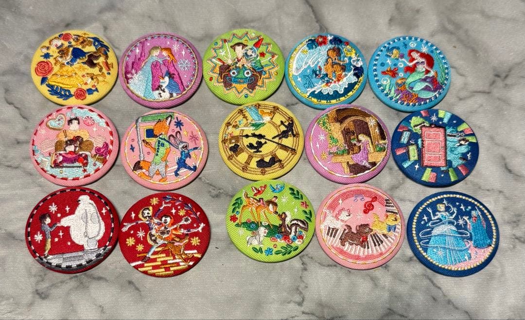 ディズニー刺繍缶バッジ2 コンプリートセット 15種