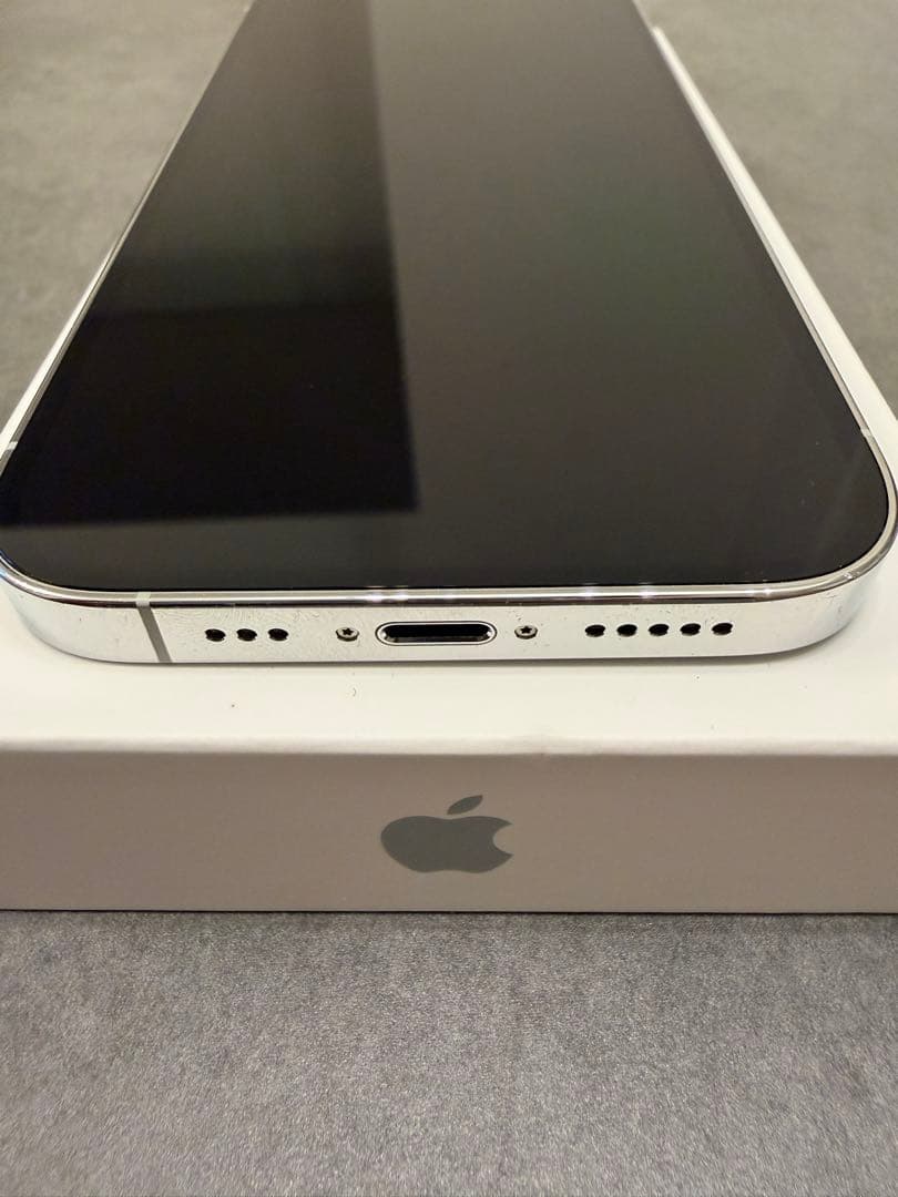 【タオガンさん専用】Apple iPhone 14 Pro ホワイト 本体