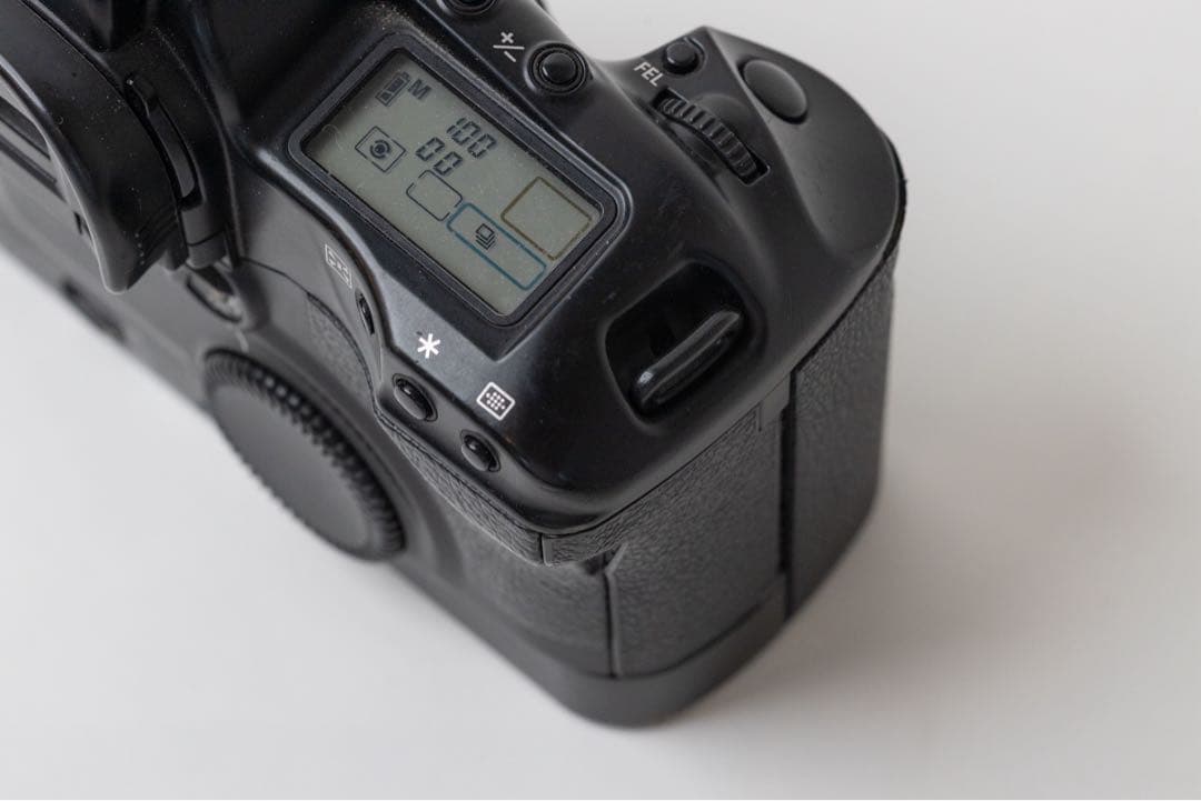 【中古】CANON EOS-1V ボディ + おまけ キャノン