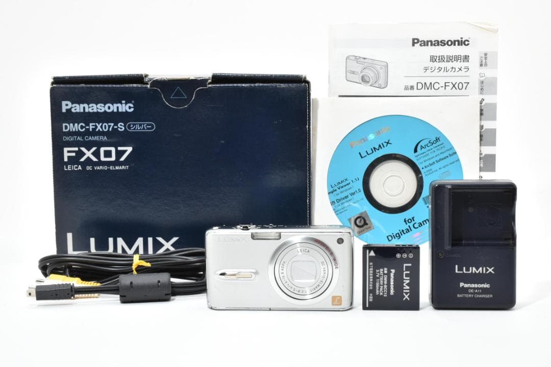★美品★ パナソニック LUMIX DMC-FX07 #20497 Panasonic LUMIX DMC-FX07 7.2MP Digital Camera FOR PARTS NOT