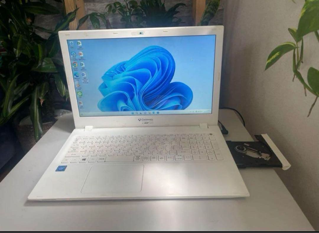 Gateway✨カメラ付き✨初期設定済み✨♪初心者 大容量　ノートPC