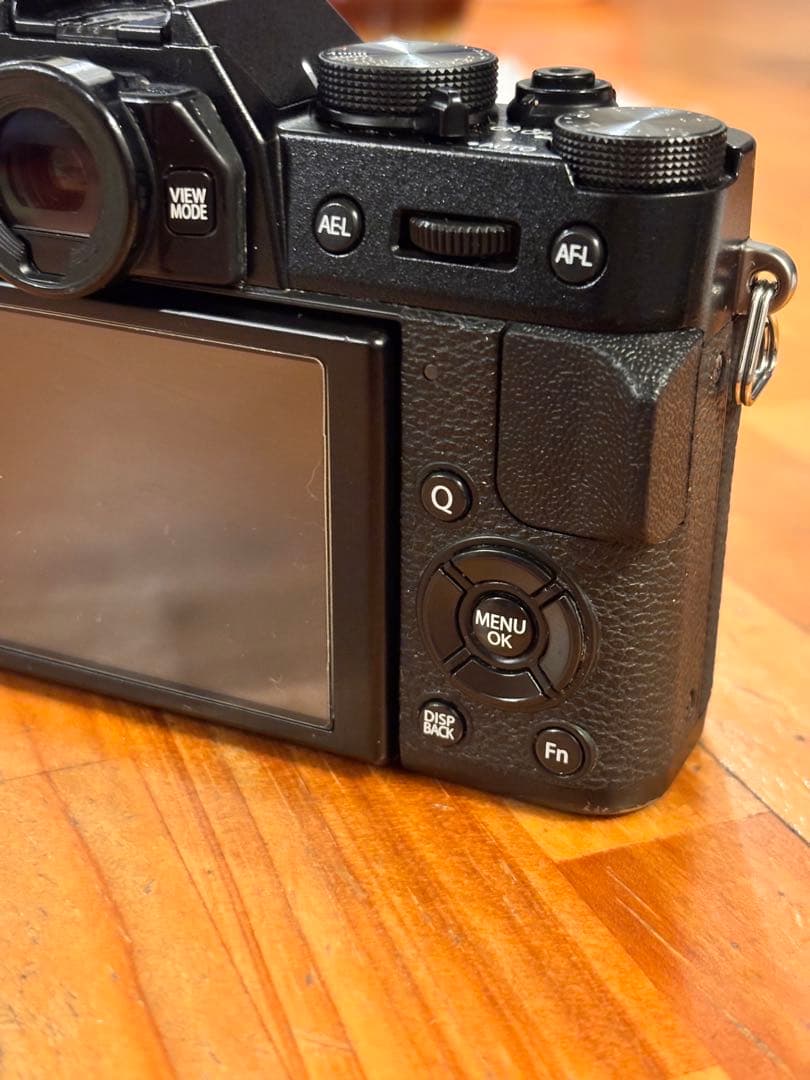 富士フイルム FUJIFILM X-T10 ボディ 動作未確認　ジャンク品