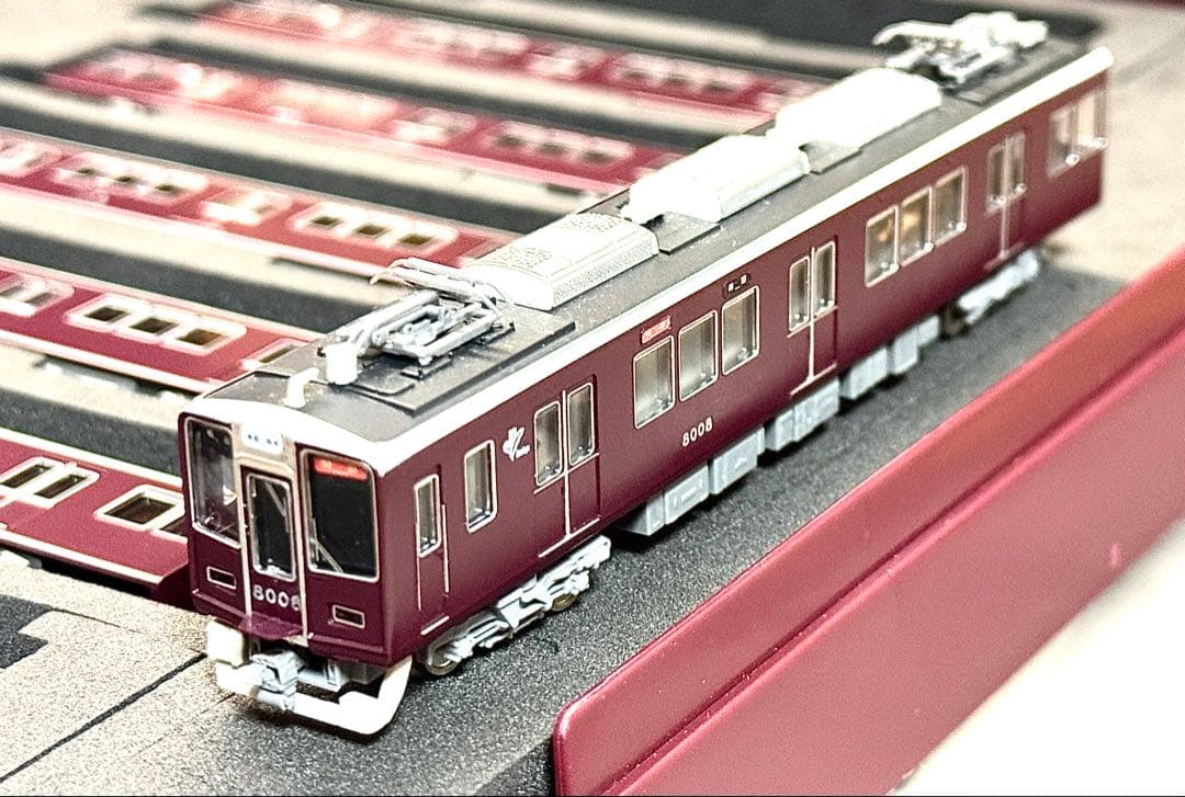 阪急電鉄神戸線8000系の8008F(シングルアームパンタグラフ搭載) 阪急8000系列初期車唯一のシングルアームパンタ搭載車 | ぐーさんの