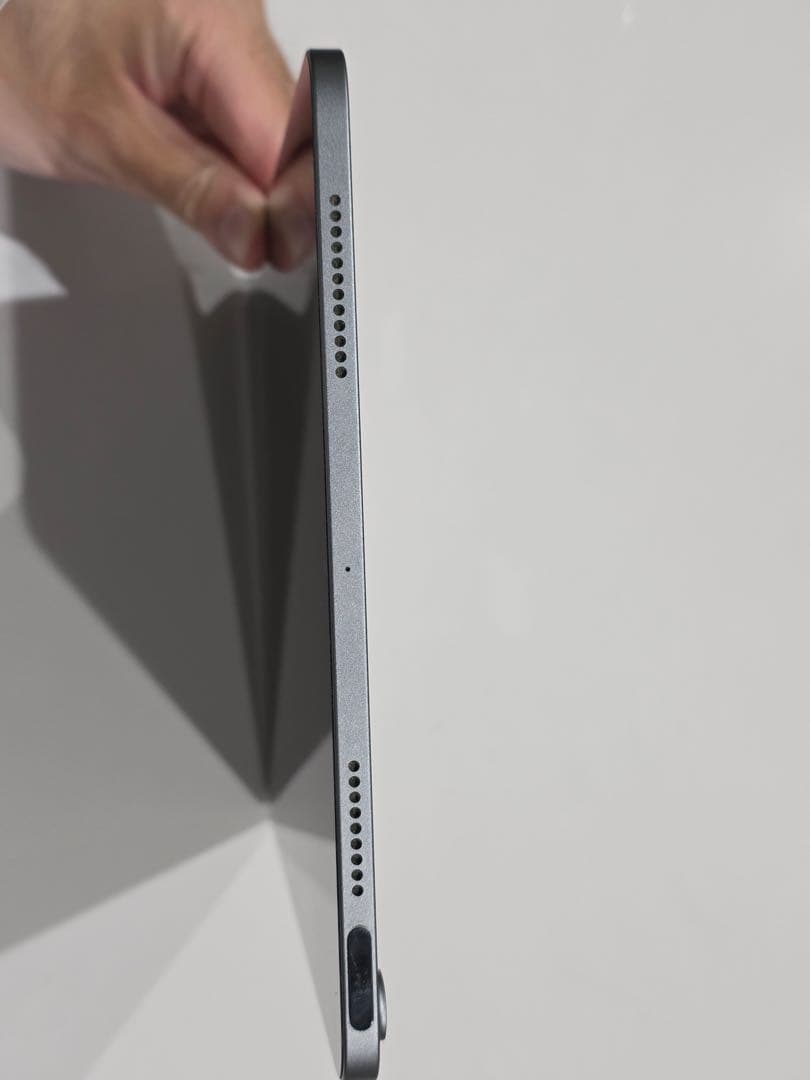 【美品】iPad Air 第5世代　256G Wi-Fiモデル　スペースグレイ